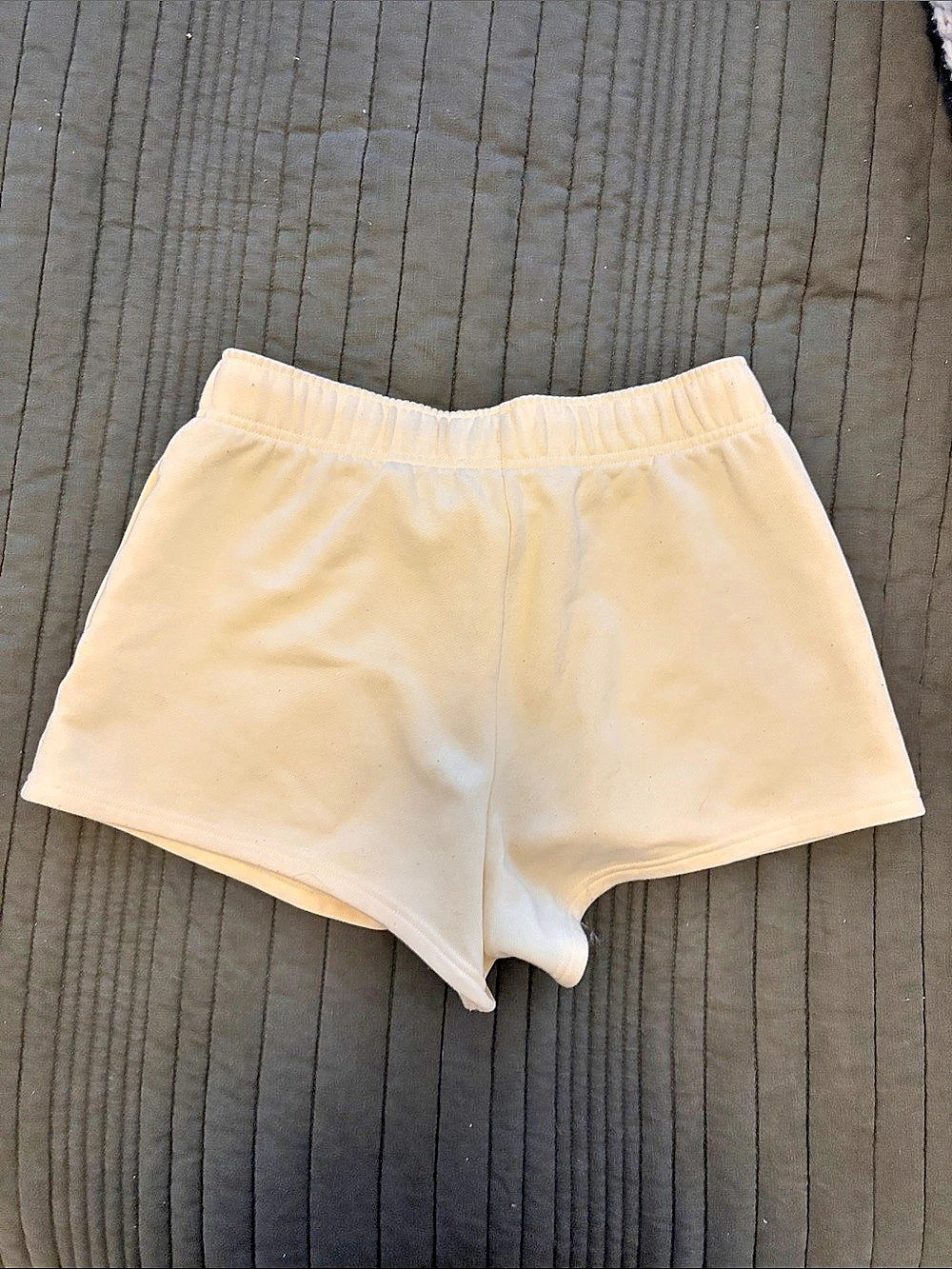Alo Yoga Accolade Sweatshort Yellow Athletic Shorts - Picture 2 of 3